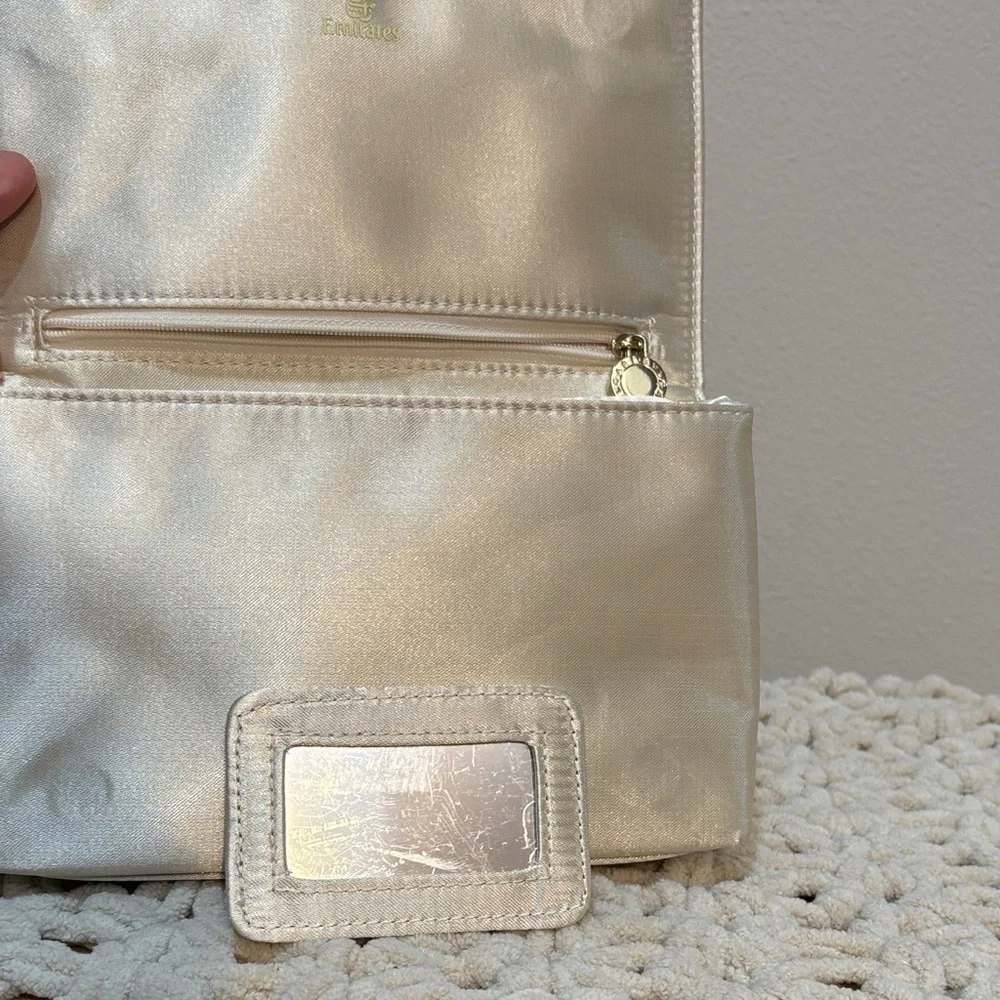 Emirates Airline Amenity Bag Elegant Cream Satin Clutch - Picture 7 of 12